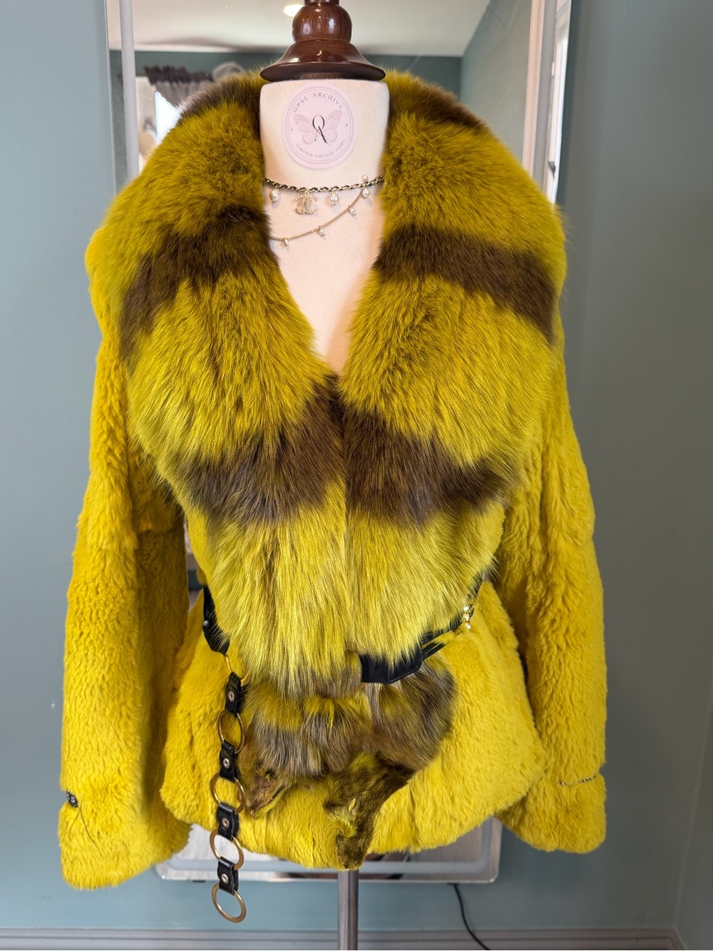 Vintage XS/S Chartreuse Rabbit Fur Jacket Oversized Fox Fur Collar Y2K